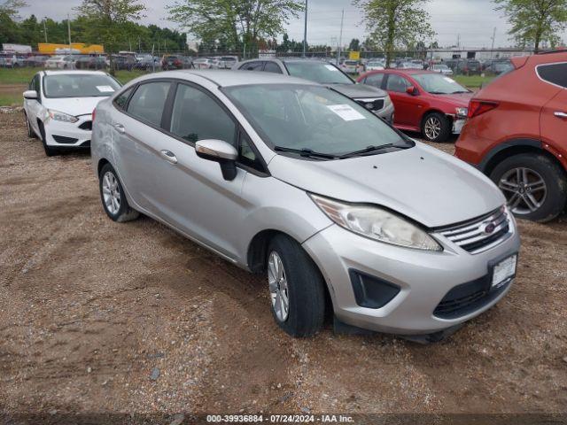  Salvage Ford Fiesta