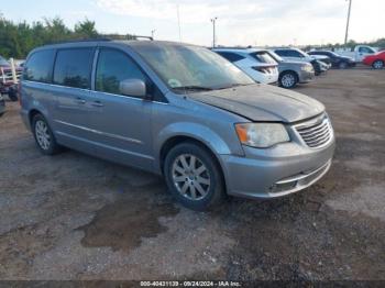  Salvage Chrysler Town & Country