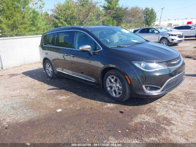  Salvage Chrysler Pacifica