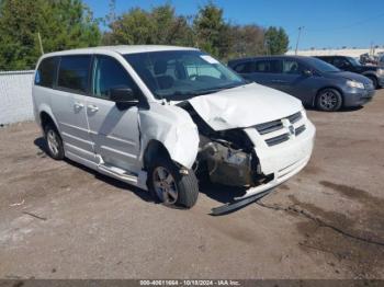  Salvage Dodge Grand Caravan