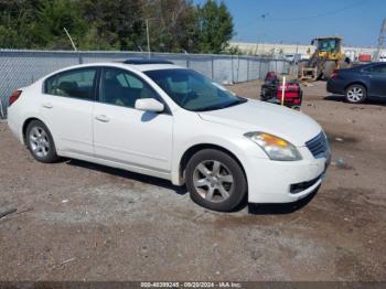  Salvage Nissan Altima