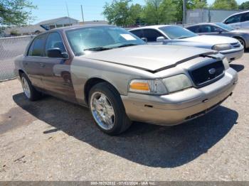  Salvage Ford Crown Victoria