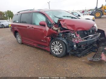  Salvage Toyota Sienna