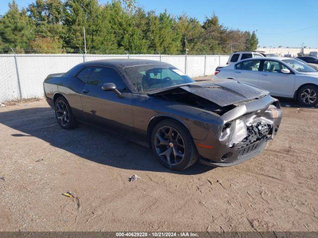  Salvage Dodge Challenger