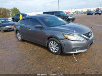  Salvage Nissan Altima