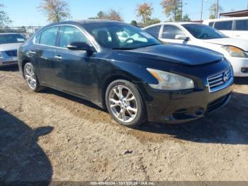  Salvage Nissan Maxima