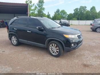  Salvage Kia Sorento