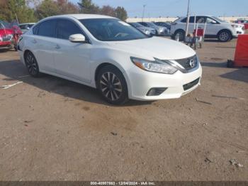  Salvage Nissan Altima