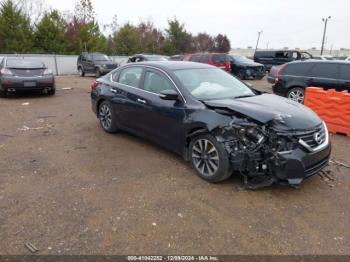  Salvage Nissan Altima