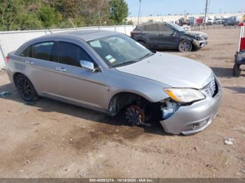  Salvage Chrysler 200