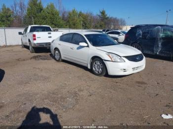  Salvage Nissan Altima