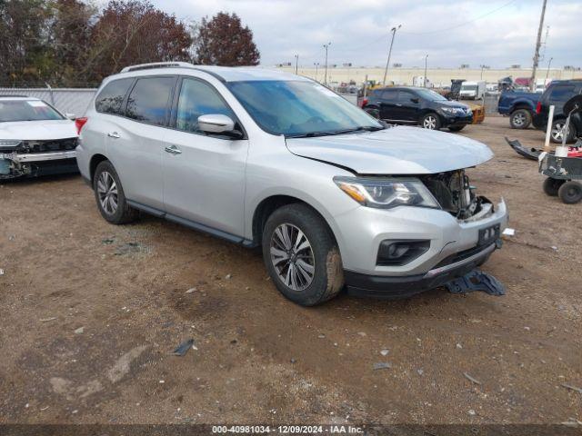  Salvage Nissan Pathfinder