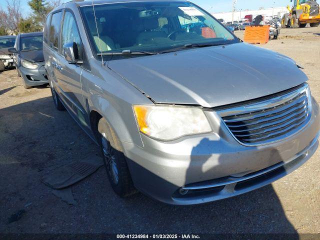  Salvage Chrysler Town & Country