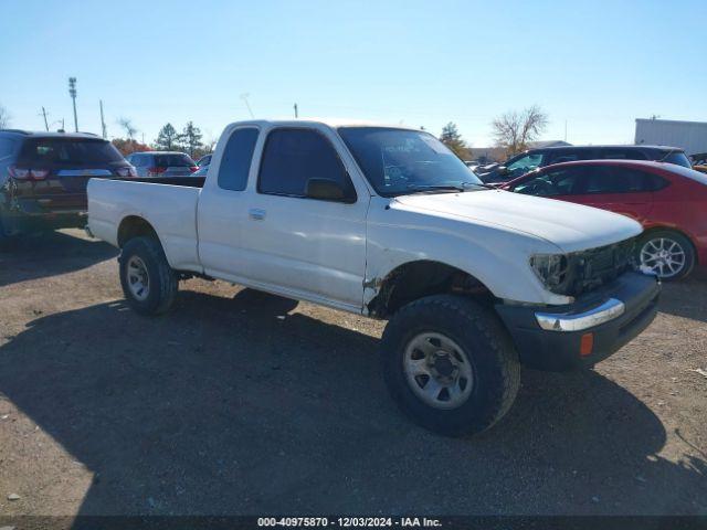  Salvage Toyota Tacoma