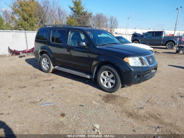  Salvage Nissan Pathfinder