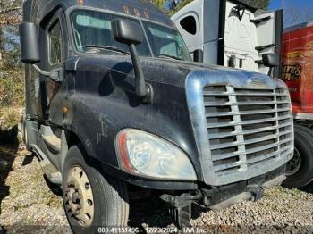  Salvage Freightliner Cascadia 125