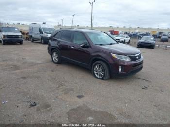  Salvage Kia Sorento