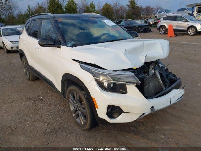  Salvage Kia Seltos