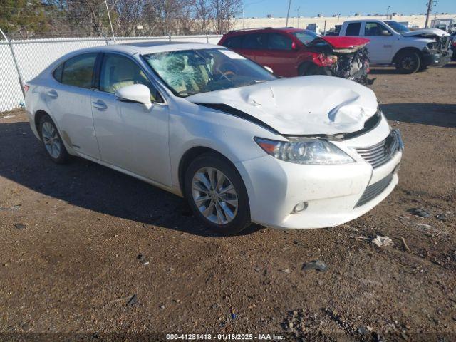  Salvage Lexus Es