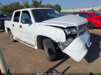  Salvage Chevrolet Avalanche 1500