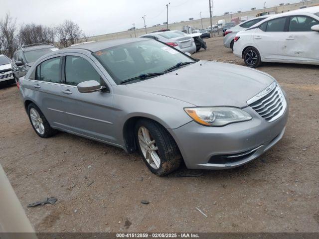  Salvage Chrysler 200