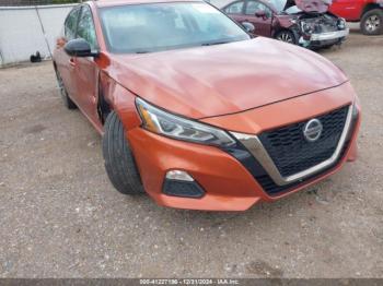  Salvage Nissan Altima