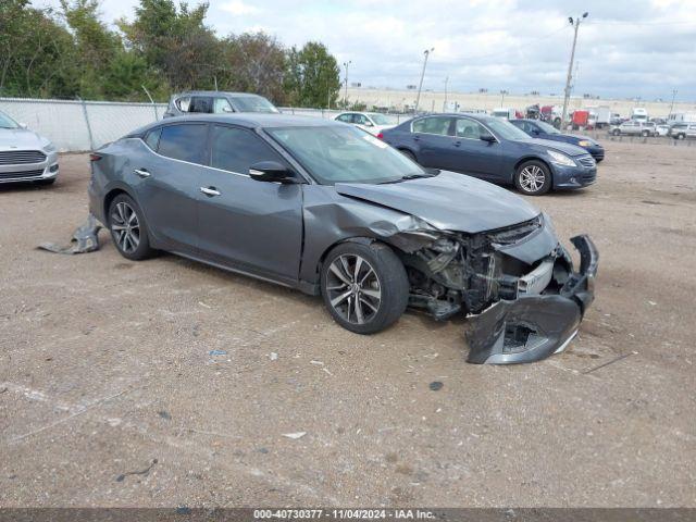  Salvage Nissan Maxima