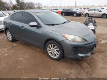  Salvage Mazda Mazda3