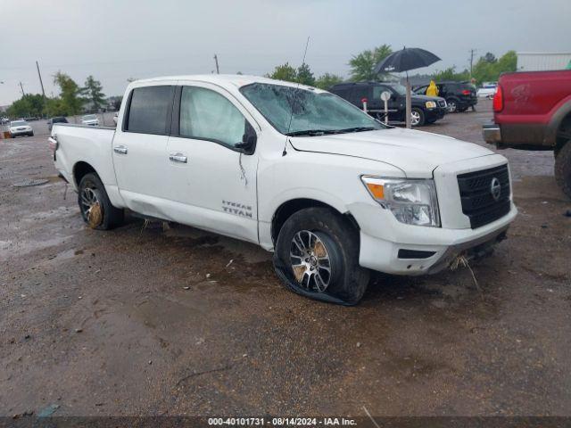  Salvage Nissan Titan