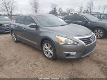  Salvage Nissan Altima