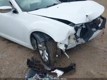  Salvage Chrysler 300