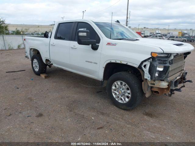  Salvage Chevrolet Silverado 2500