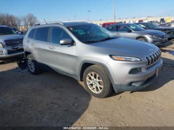  Salvage Jeep Cherokee