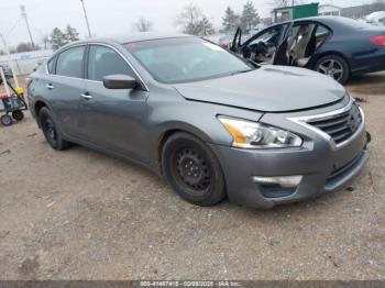  Salvage Nissan Altima