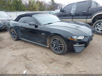  Salvage Ford Mustang