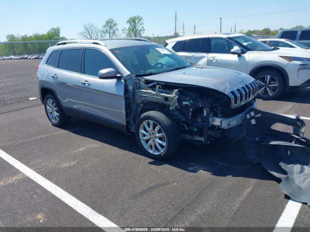  Salvage Jeep Cherokee