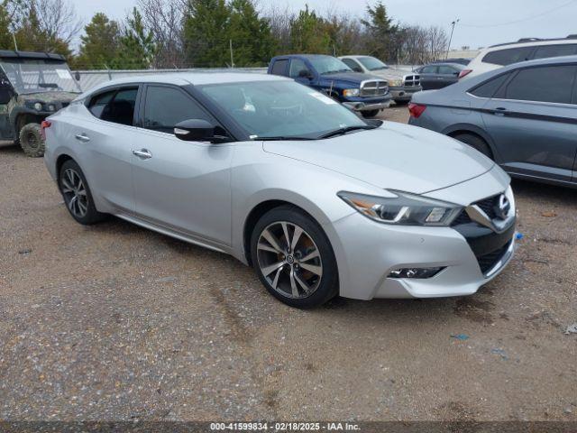  Salvage Nissan Maxima