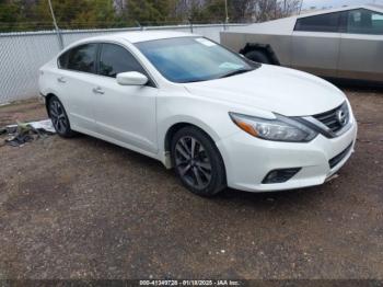  Salvage Nissan Altima