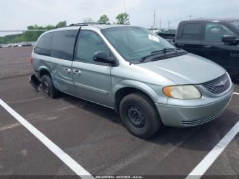  Salvage Chrysler Town & Country