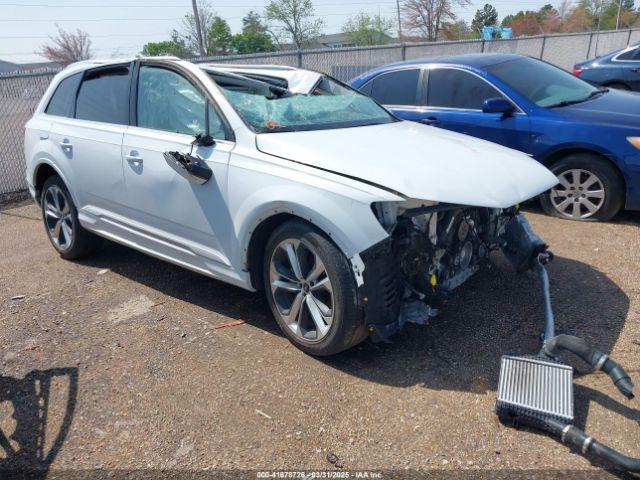  Salvage Audi Q7