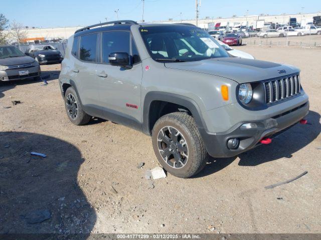  Salvage Jeep Renegade