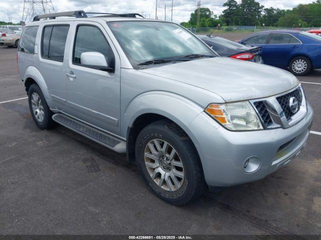  Salvage Nissan Pathfinder