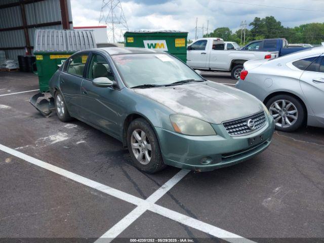  Salvage Nissan Altima