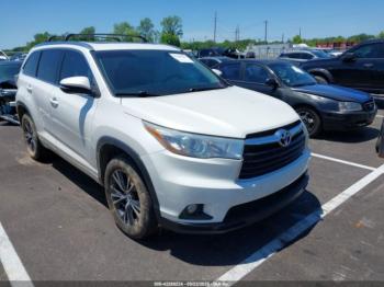  Salvage Toyota Highlander