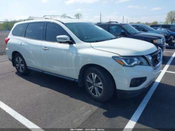  Salvage Nissan Pathfinder