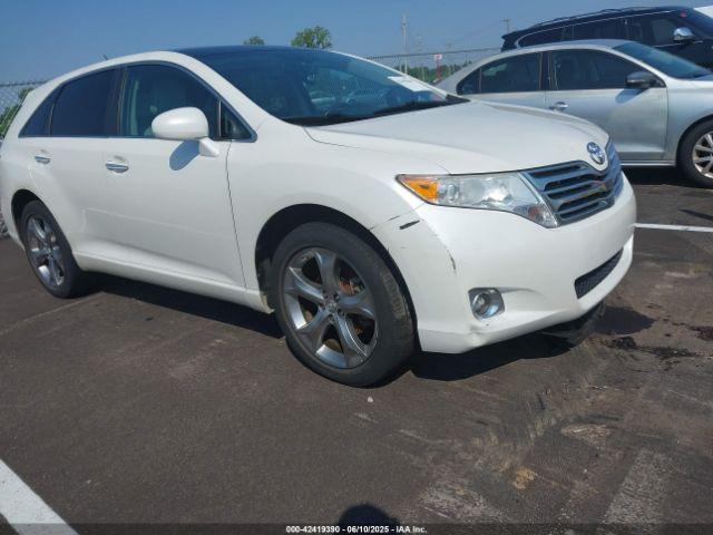 Salvage Toyota Venza