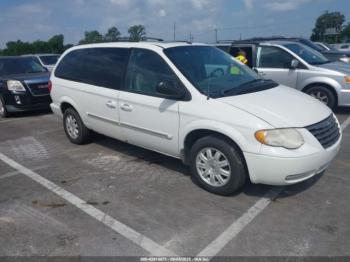  Salvage Chrysler Town & Country
