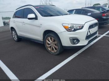  Salvage Mitsubishi Outlander