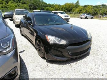  Salvage Hyundai Genesis