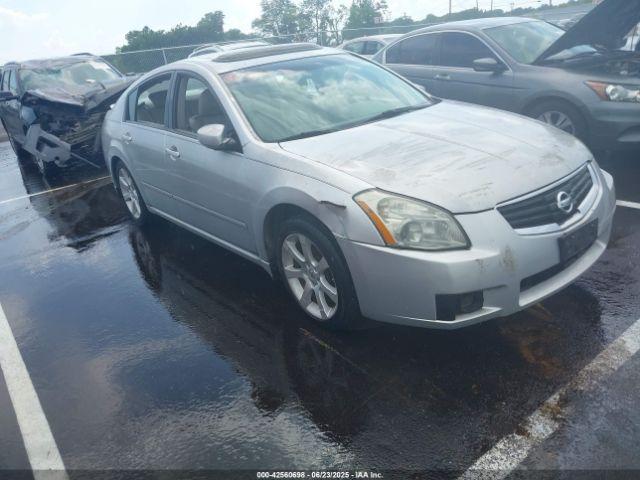  Salvage Nissan Maxima